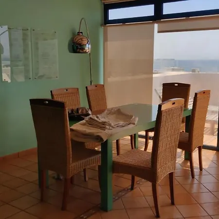 Center Ocean View Apartment *